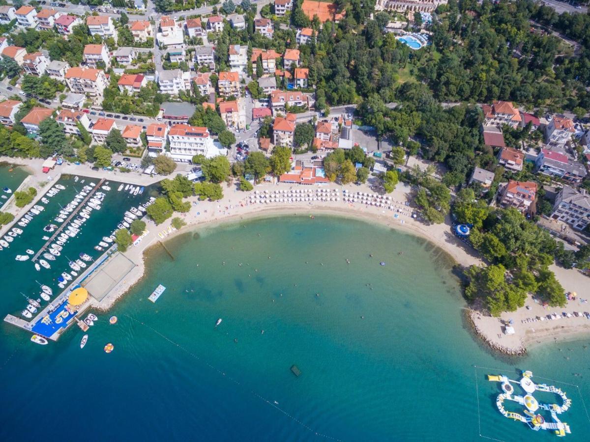 Apartments Cvetkovic Цриквеница Экстерьер фото